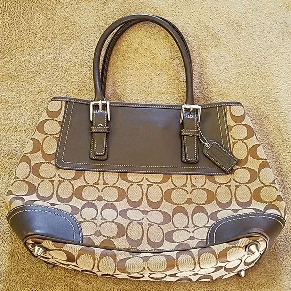 Coach Handbags - Coach shoulder bag
